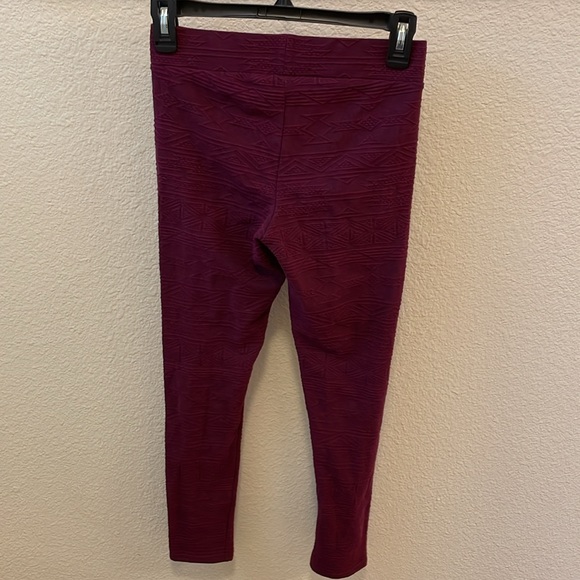 American Eagle Outfitters Textured Leggings - Picture 2 of 7